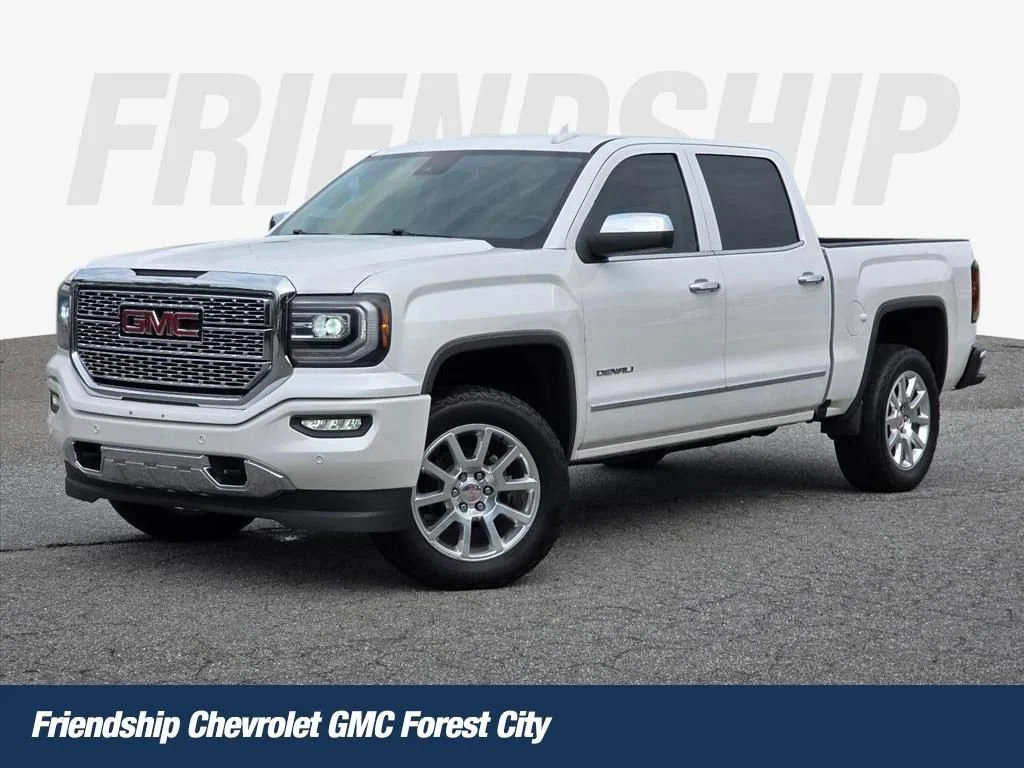Used 2018 WHITE FROST TRICOAT GMC Denali image 1