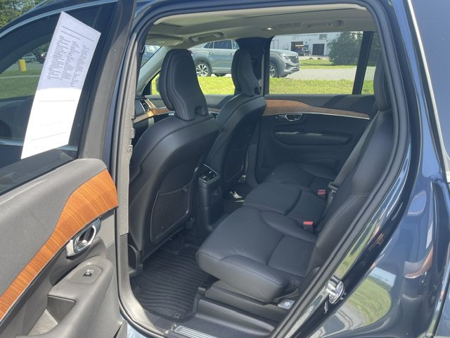 Used 2025 Blue Volvo Plus image 19