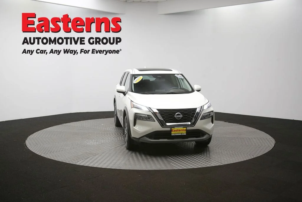 Used 2023 White Nissan SV image 49