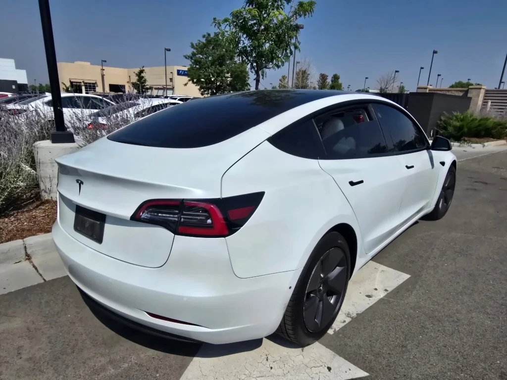 Used 2021 Pearl White Multi-Coat Tesla Standard Range Plus image 6