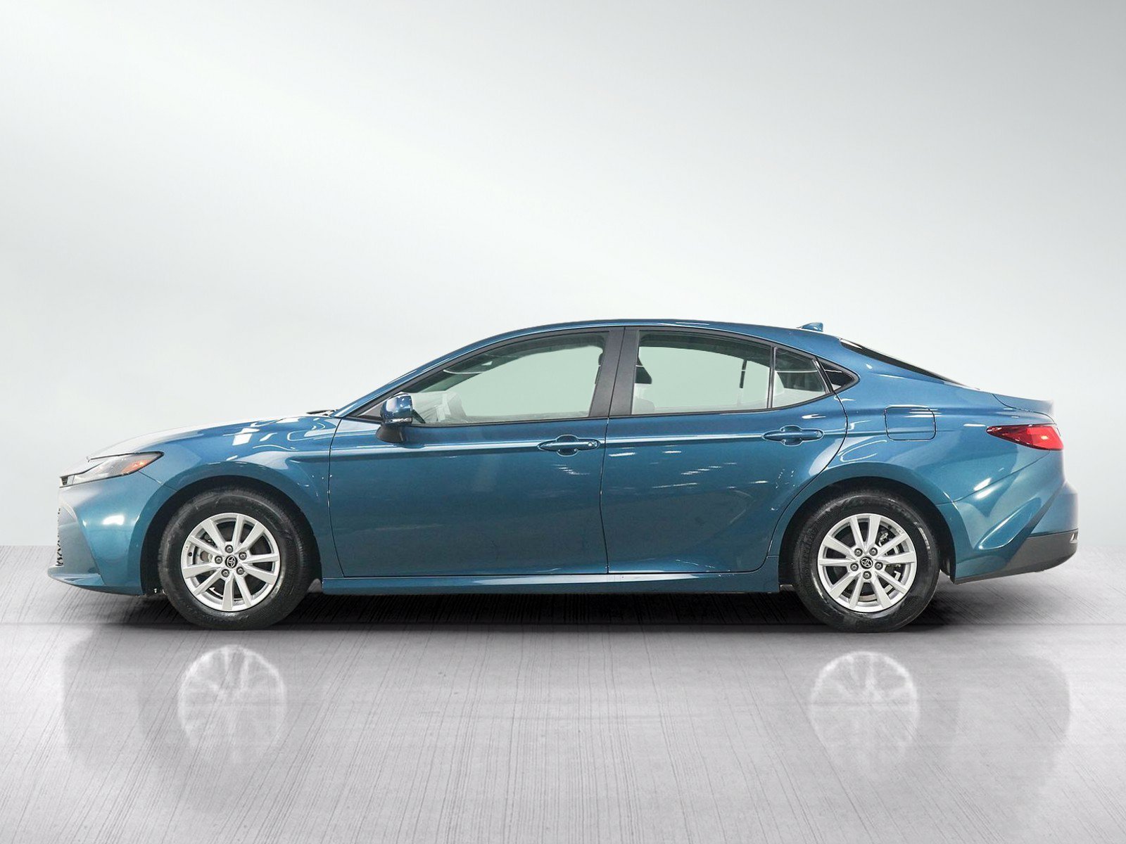 Used 2026 Toyota Camry LE with VIN 4T1DAACK8TU229908 for sale in Burnsville, Minnesota