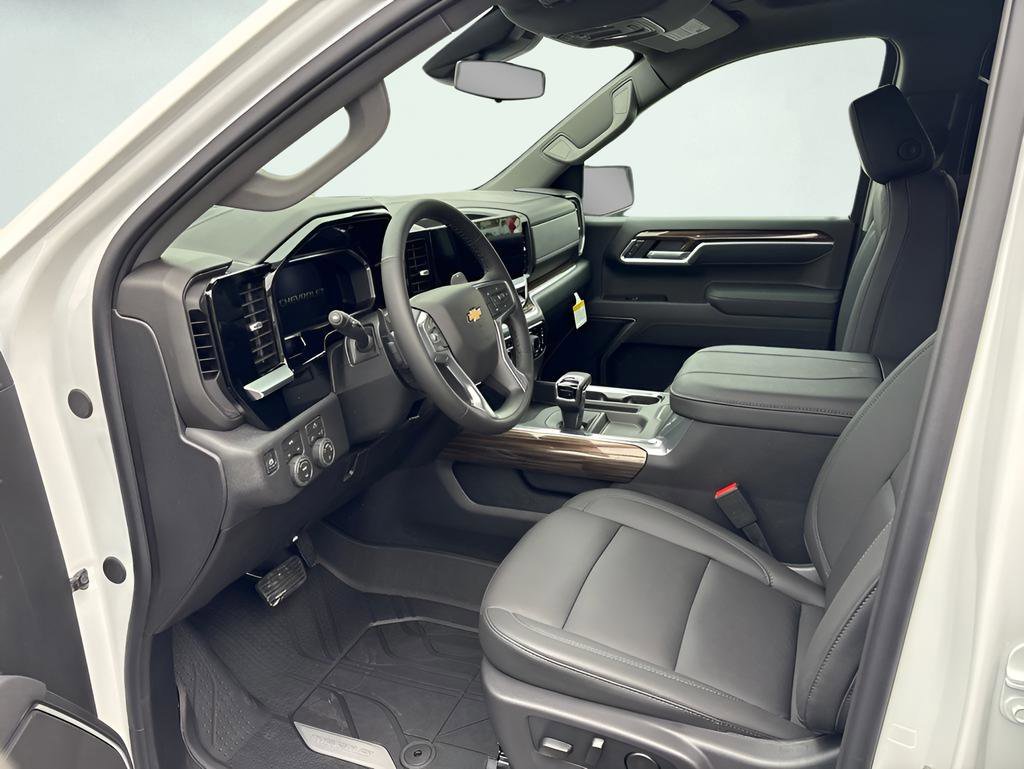 2026 Chevrolet Silverado 1500 LT - Photo 13