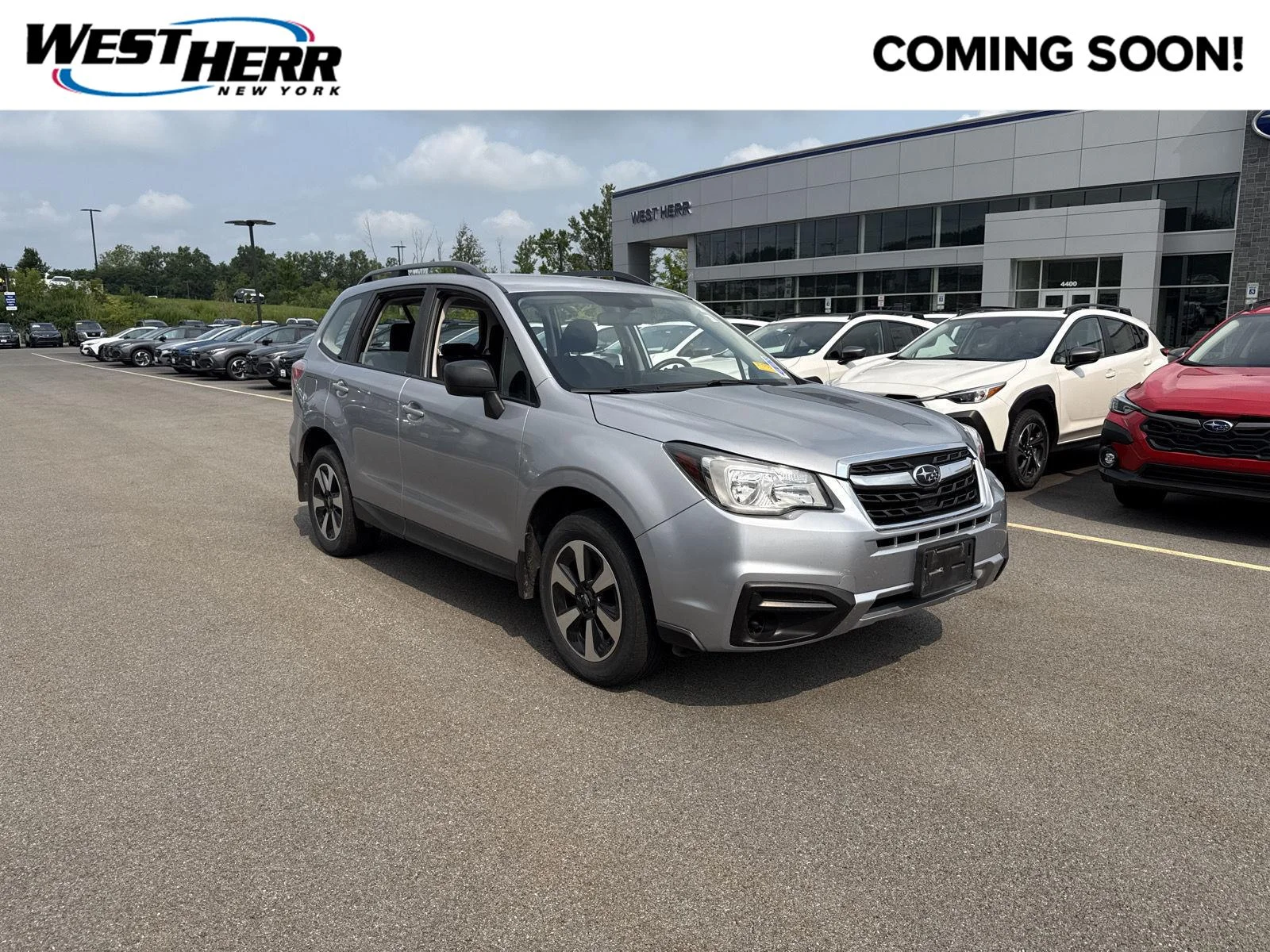 Used 2018 Ice Silver Metallic Subaru 2.5i image 1