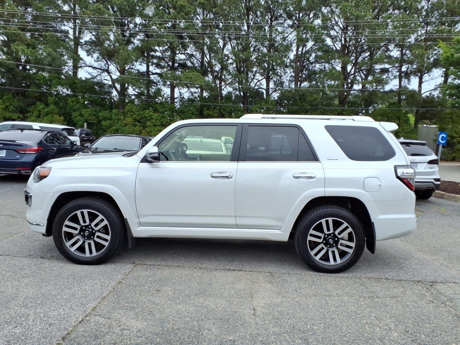 Used 2024 Wind Chill Pearl Toyota Limited image 10