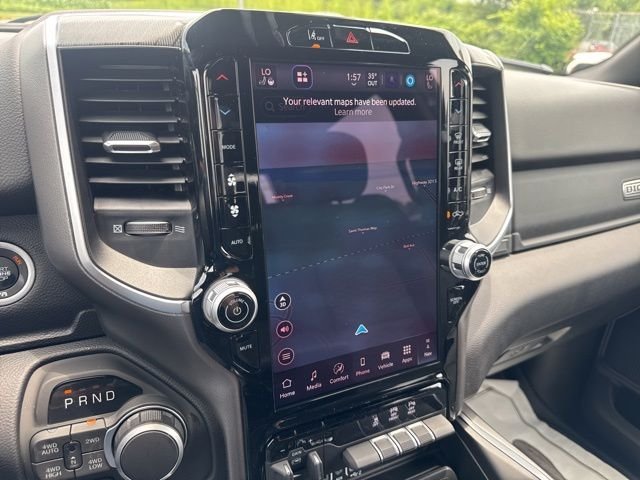 New 2026 Diamond Black Crystal Pearl-Coat Exterior Paint RAM Big Horn/Lone Star image 20