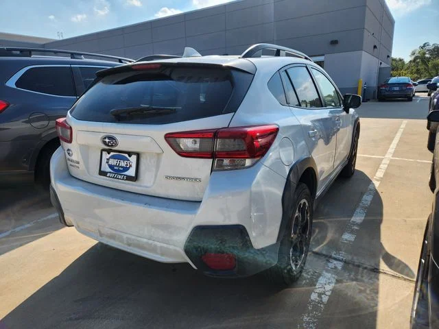 Used 2021 White Subaru Premium image 4
