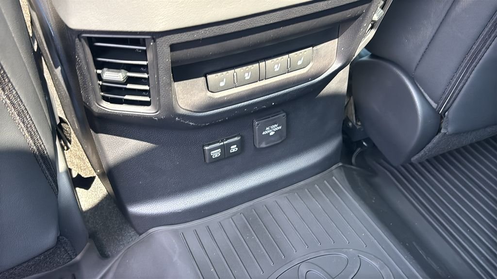 New 2026 Magnetic Gray Metallic Toyota  Platinum image 10