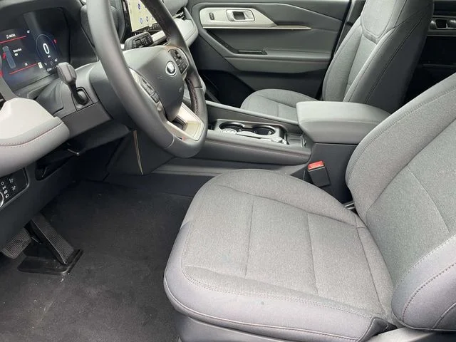 New 2026 Carbonized Gray Metallic Ford Active image 17