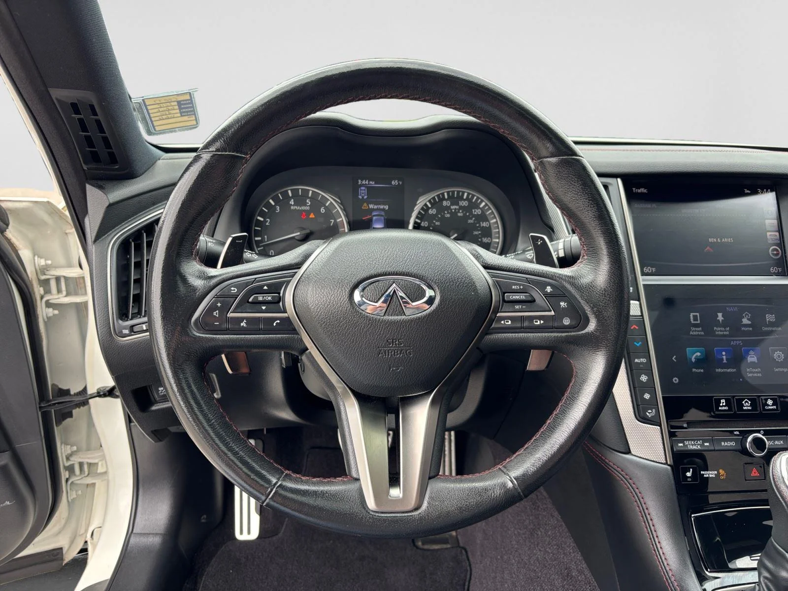 Used 2018 Pure White INFINITI RED SPORT 400 image 11