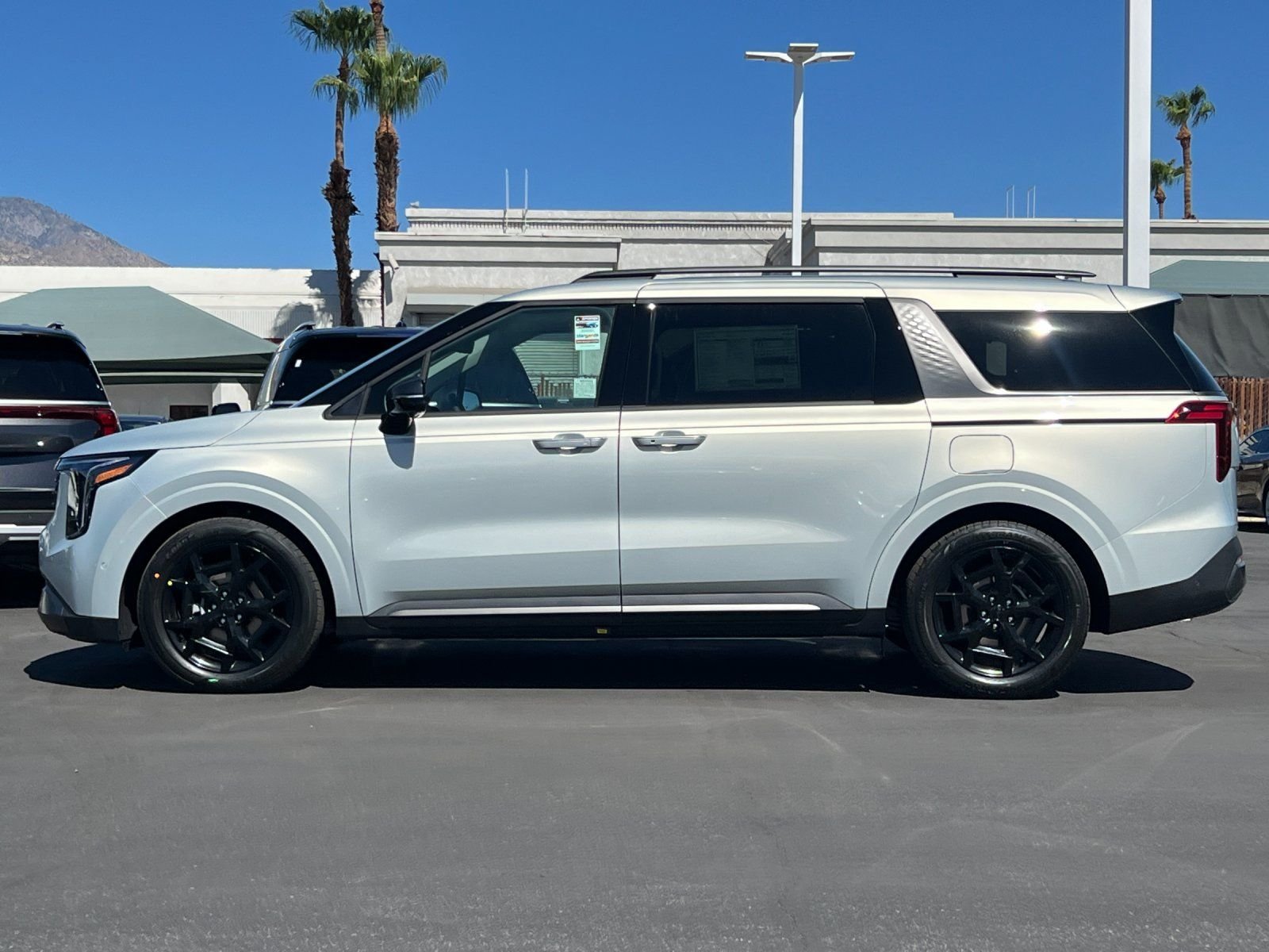 2026 Kia Carnival SX Prestige - Photo 6