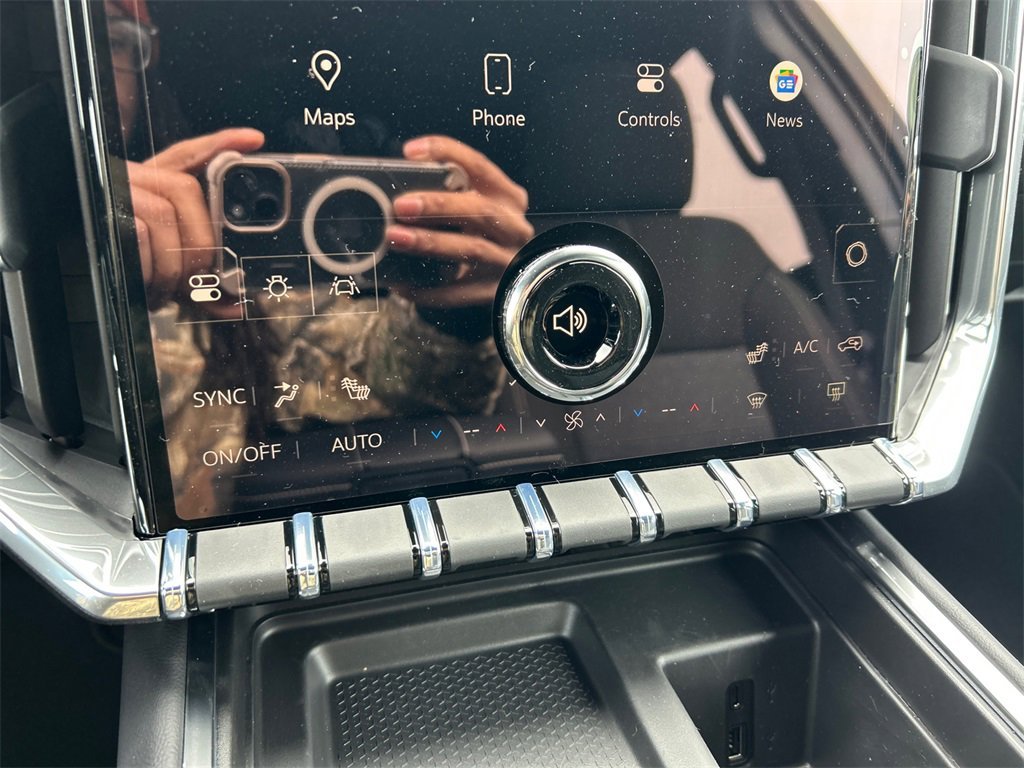 2026 GMC ACADIA - Image 24