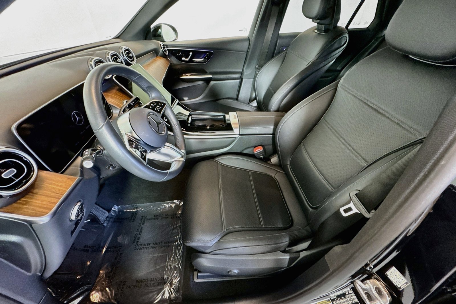 Certified Used 2026 Black Mercedes-Benz GLC 300 image 19