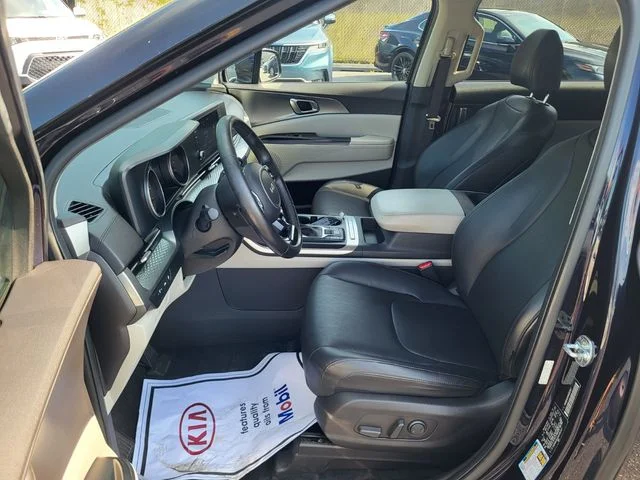 Used 2022 Blue Kia LXS image 10