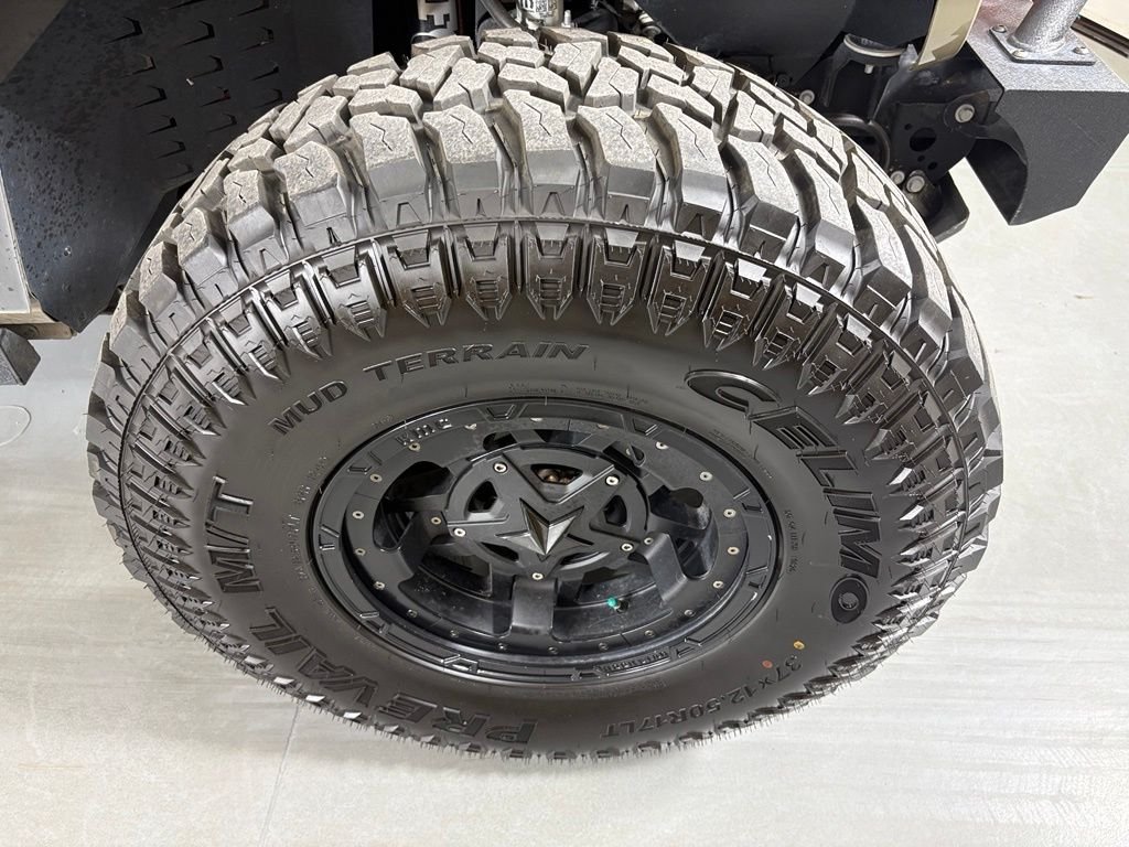 Used 2020 Green Jeep Mojave image 10