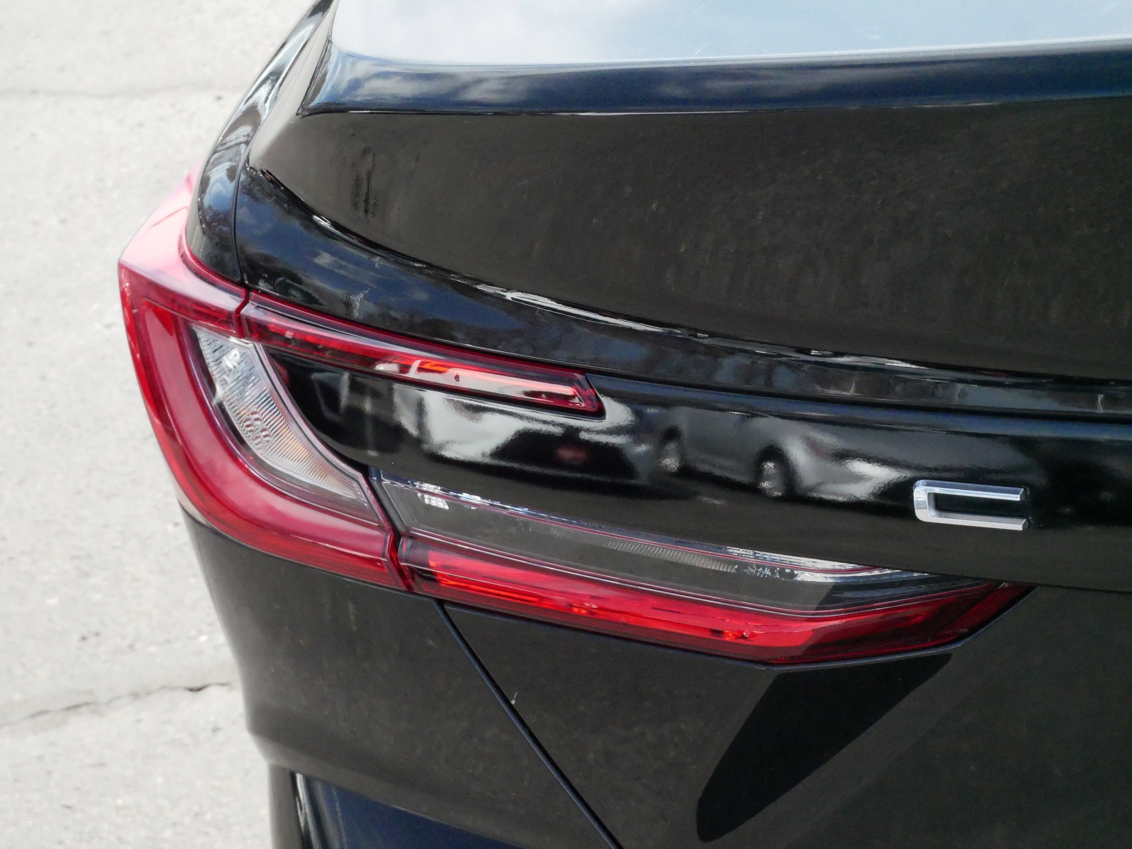 2025 Toyota Camry LE - Photo 17