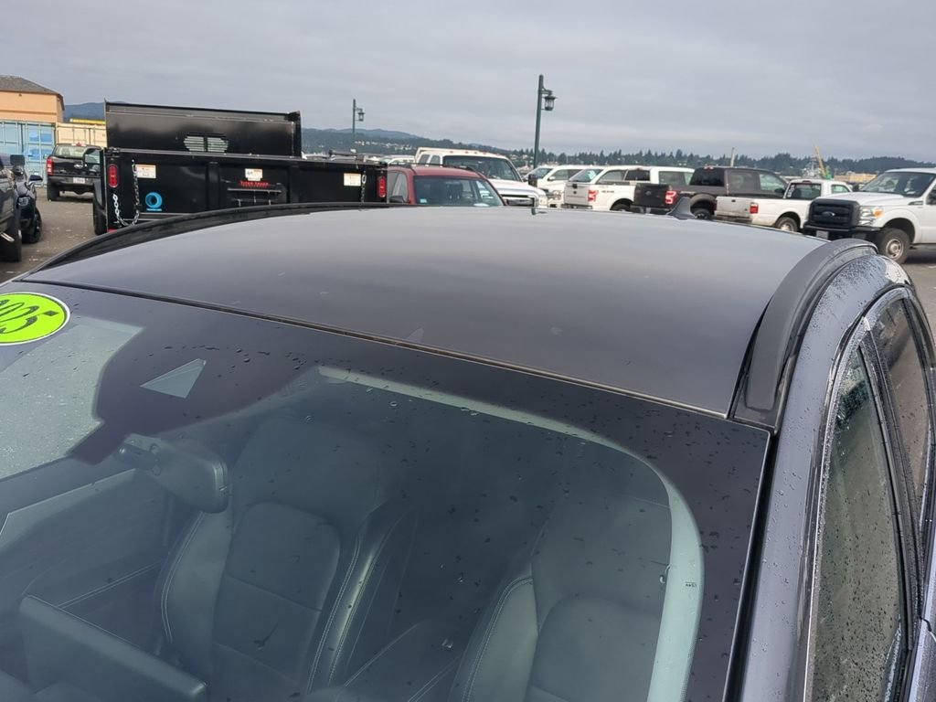Used 2025 Gray Ford Platinum image 23