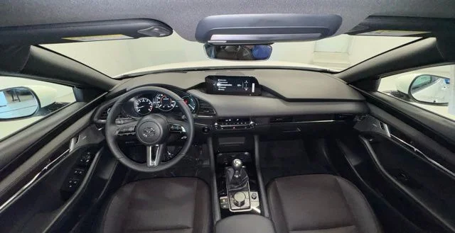 2026 Mazda Mazda3 Premium - Photo 10