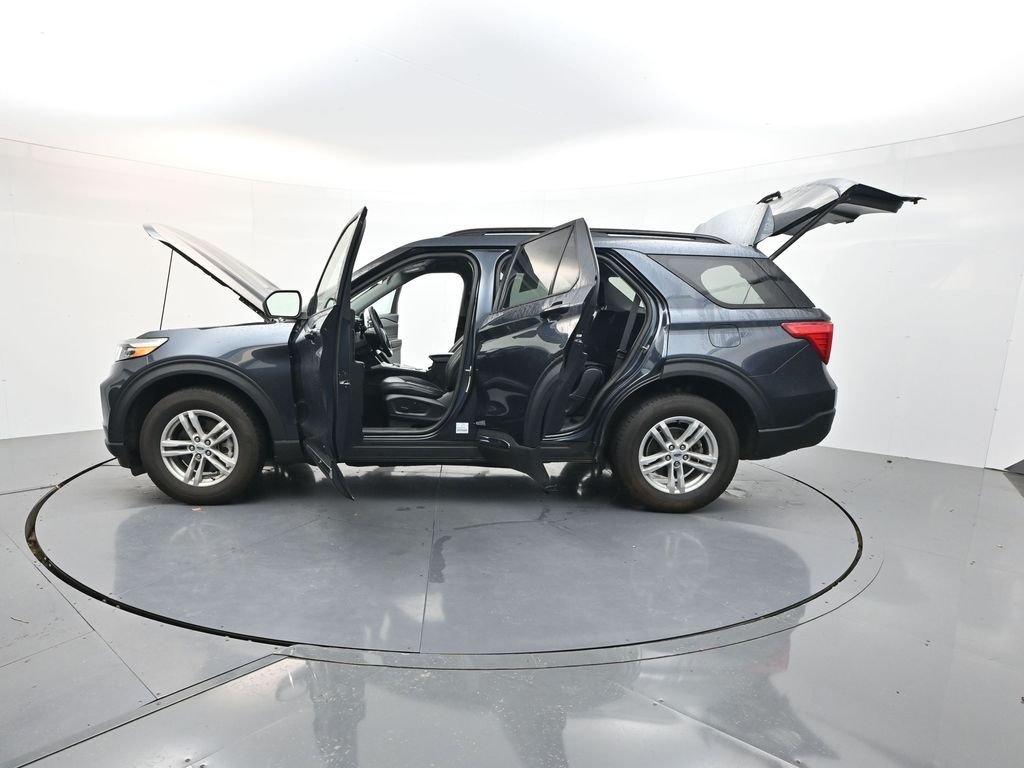 Used 2023 Blue Metallic Ford XLT image 42