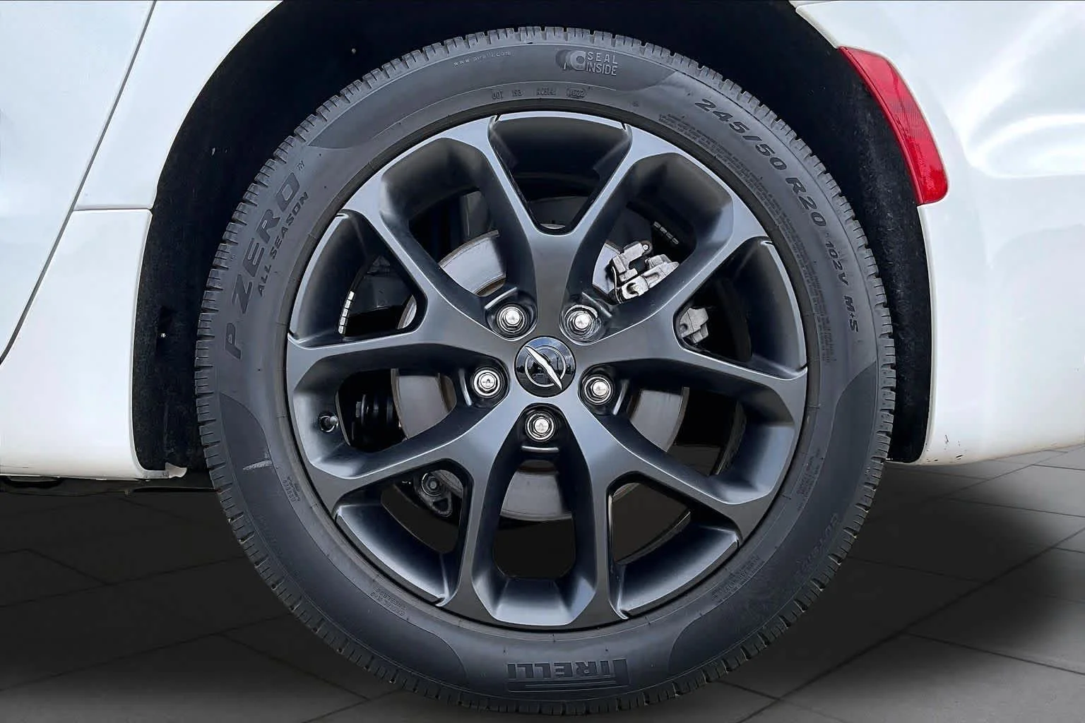 2023 Chrysler Pacifica Touring L - Photo 20