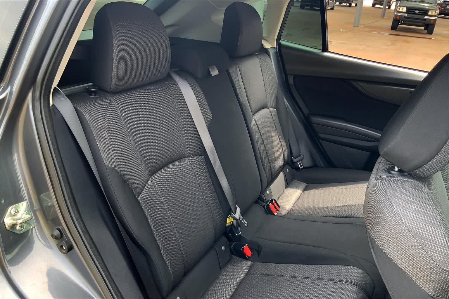 Used 2018 Magnetite Gray Metallic Subaru Premium image 17