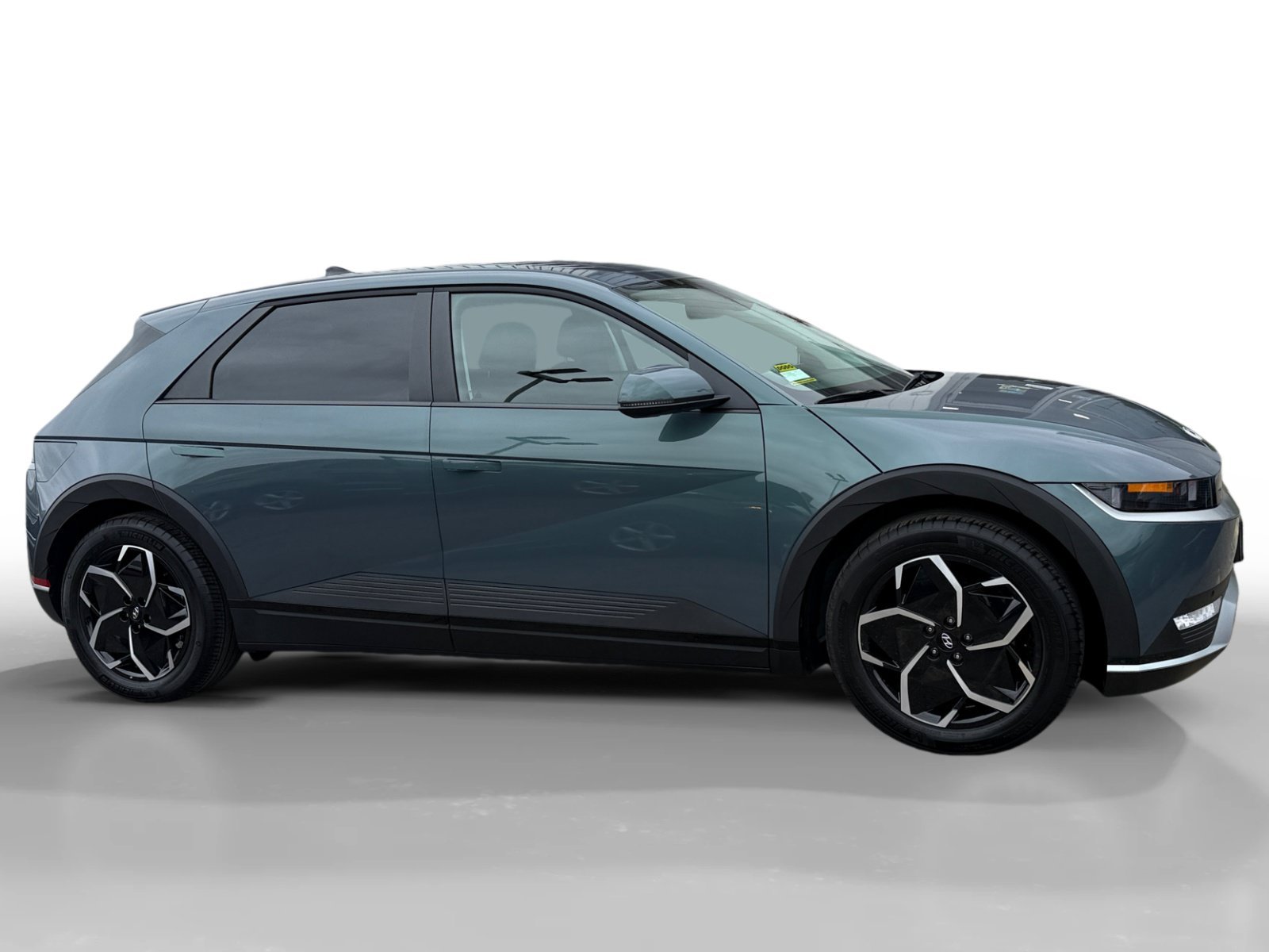 Certified Used 2024 Digital Teal Hyundai SEL image 6