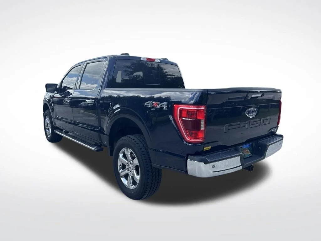 Used 2022 Blue Metallic Ford XLT image 6