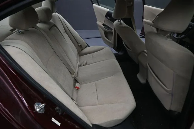 Used 2013  Honda LX image 16