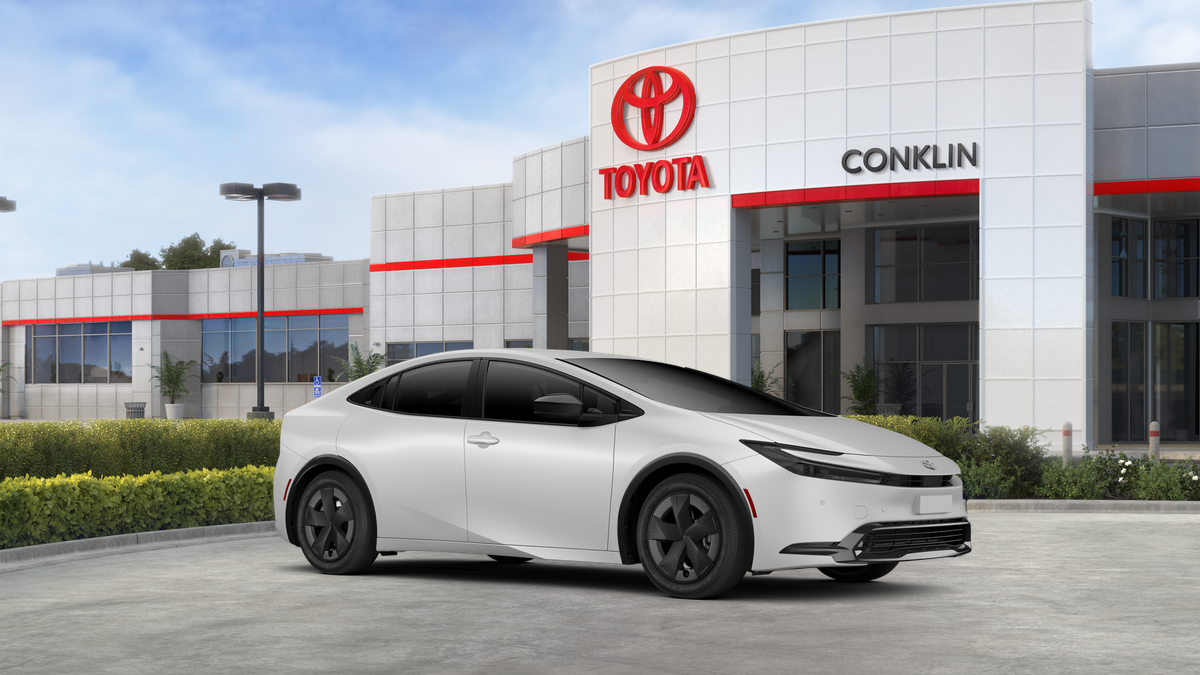 New 2026 Wind Chill Pearl Toyota LE image 14
