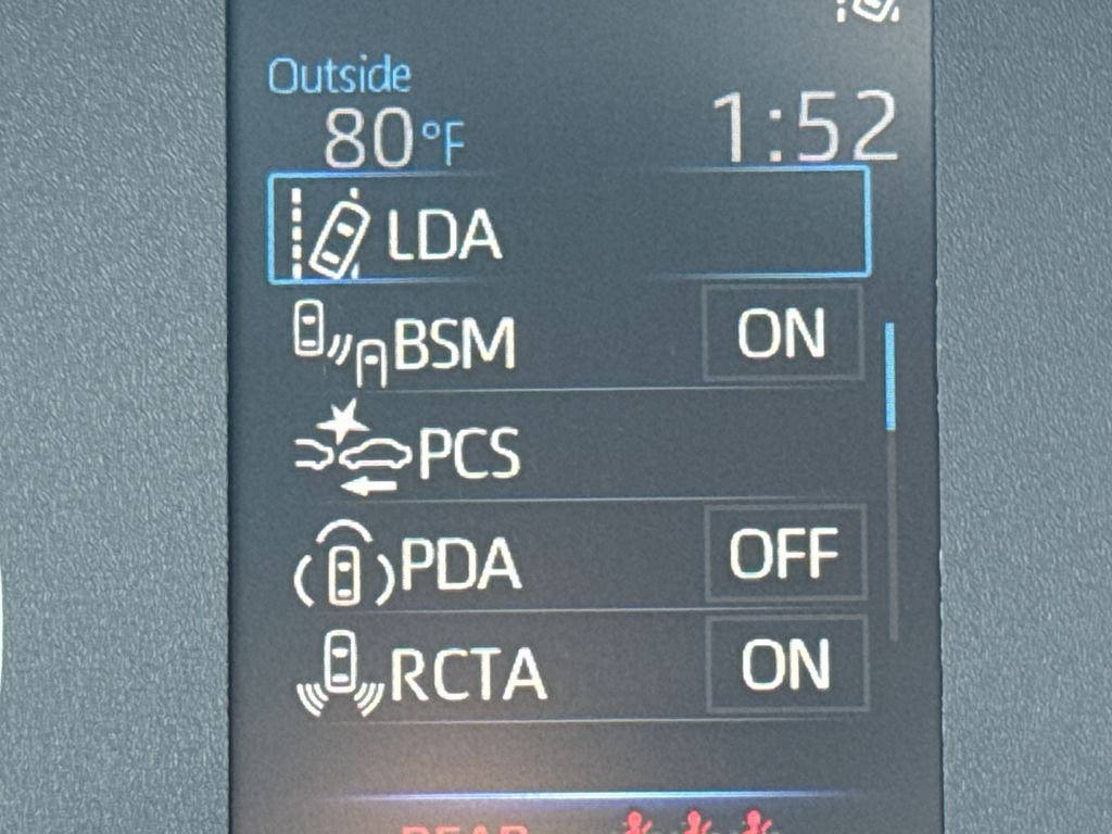 Used 2023 Off-white Toyota LE image 19