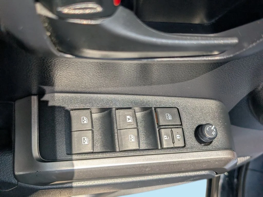 Used 2019 Black Toyota SR5 image 42