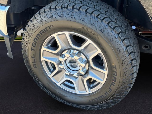 Certified Used 2025 Black Metallic Ford Lariat image 10