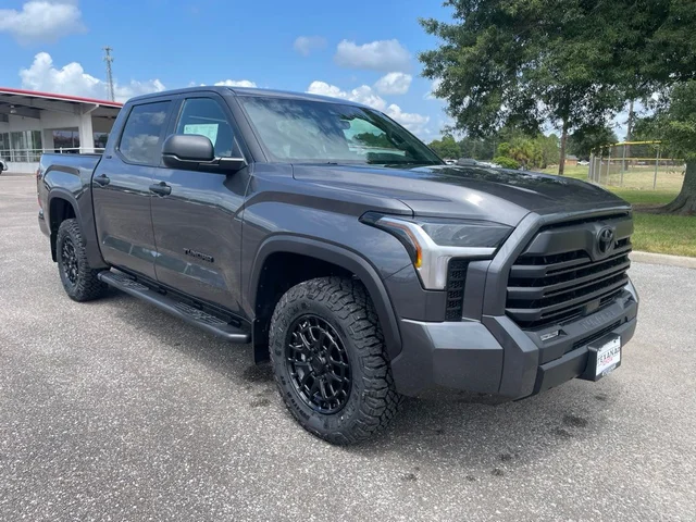 New 2026 Toyota Tundra SR5 4D CrewMax