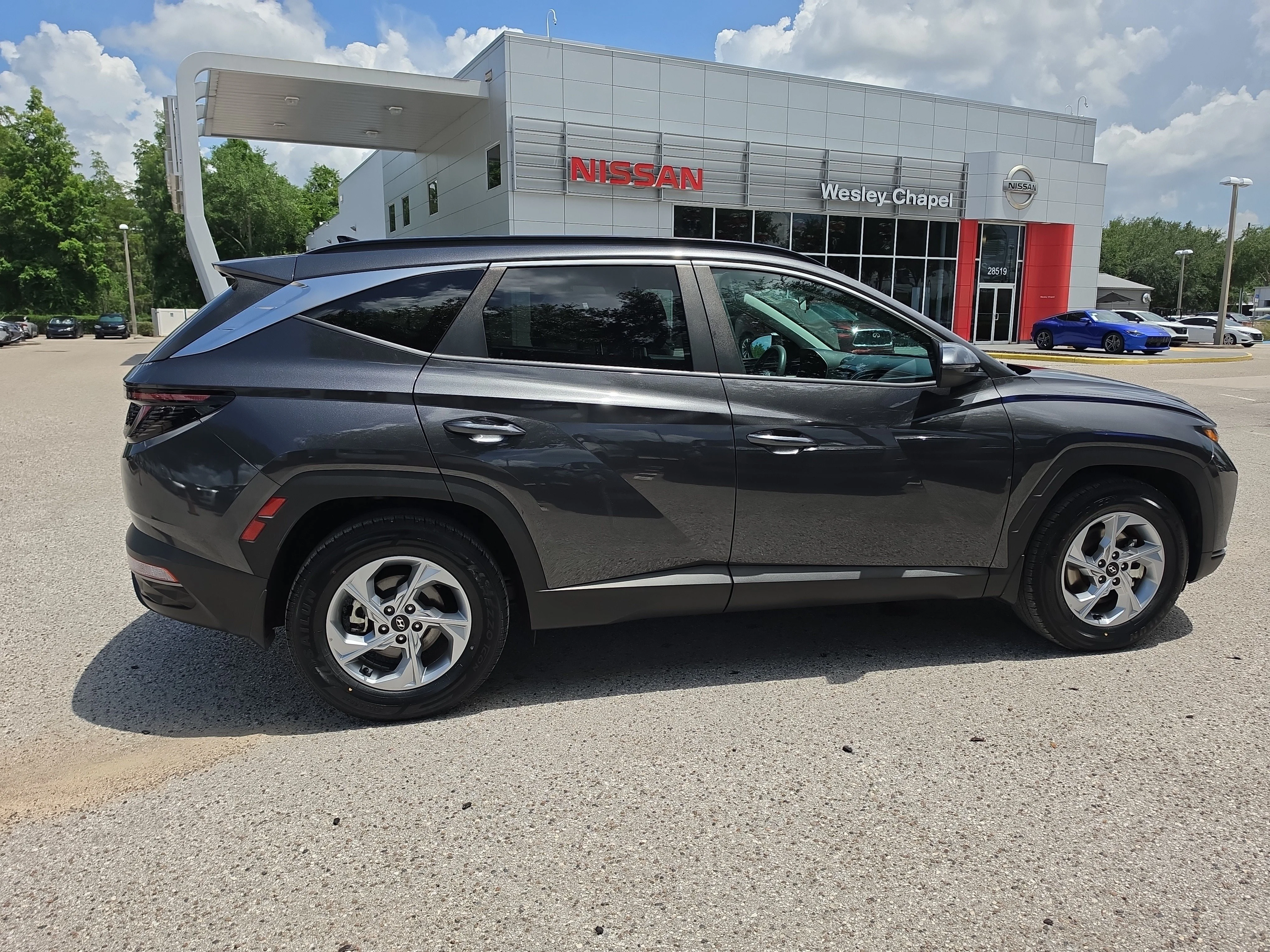Used 2023 Portofino Gray Hyundai SEL image 9