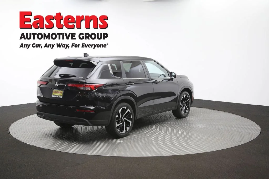 Used 2024 Black Mitsubishi SE image 40