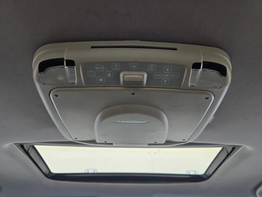 Used 2016 Silver Honda EX-L image 59