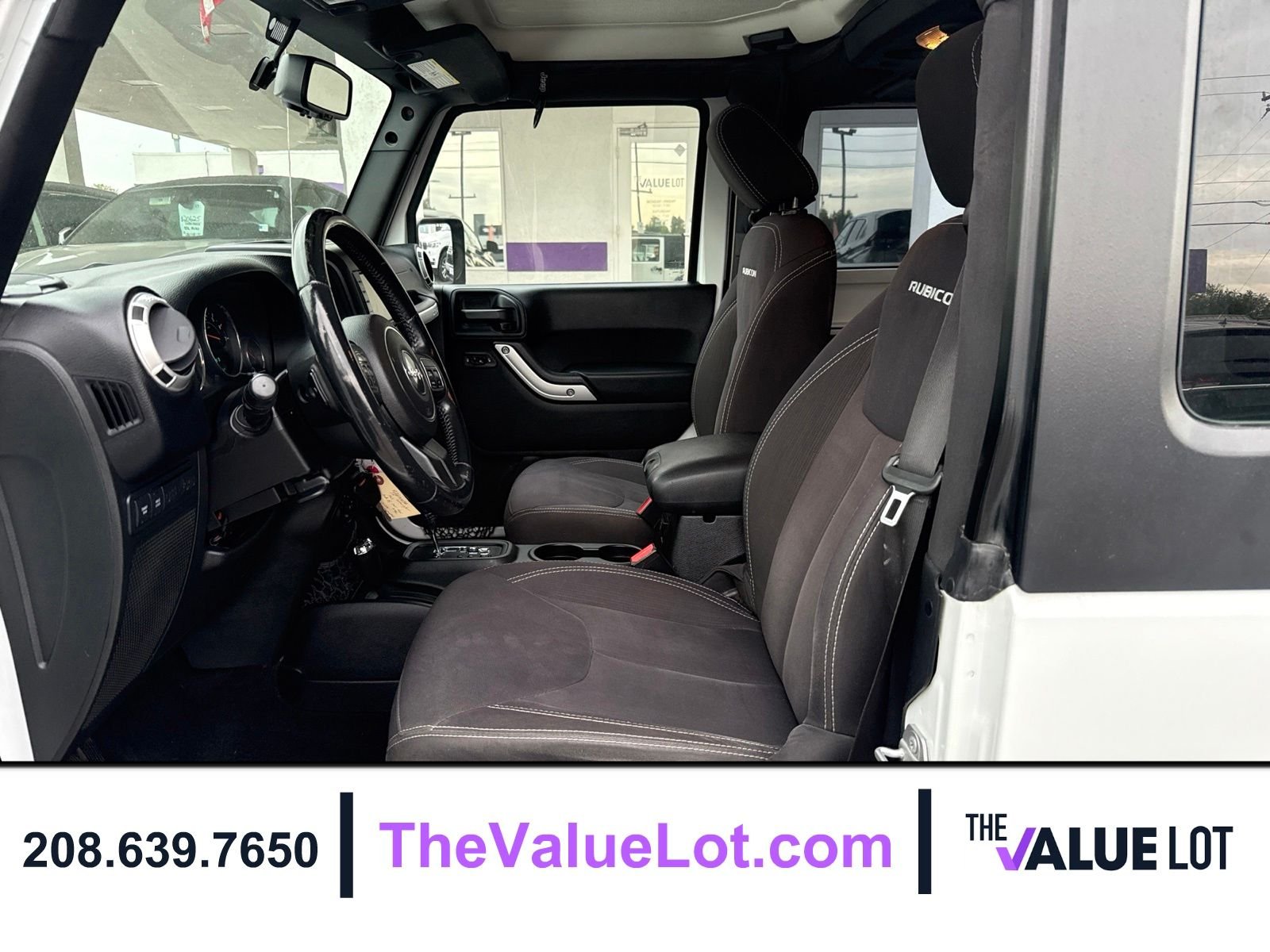 Used 2015 White Jeep Rubicon image 19