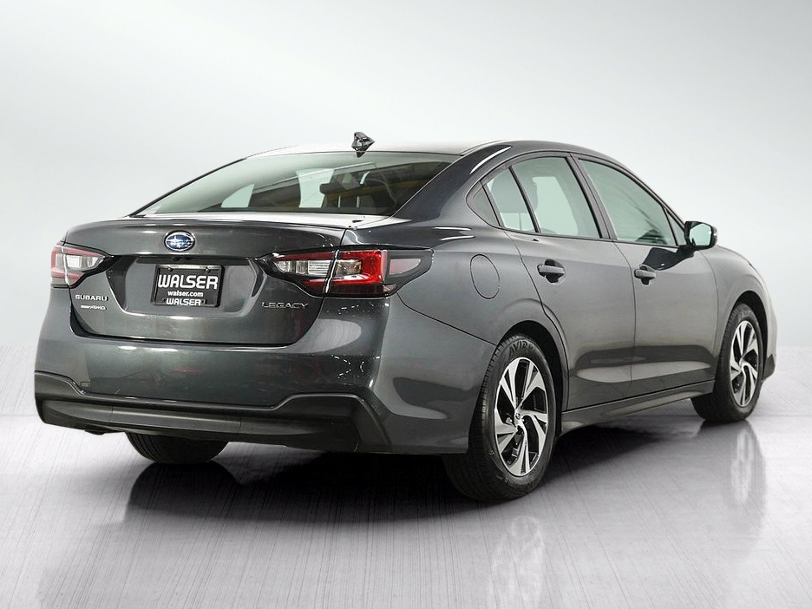 Used 2024 Magnetite Gray Metallic Subaru Premium image 5