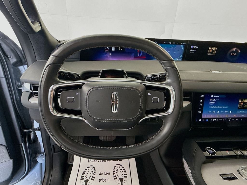 Used 2025 Gray Mist Metallic Tri-Coat Lincoln Reserve image 17