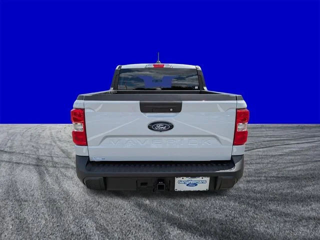 New 2026 Space White Metallic Ford XLT image 5