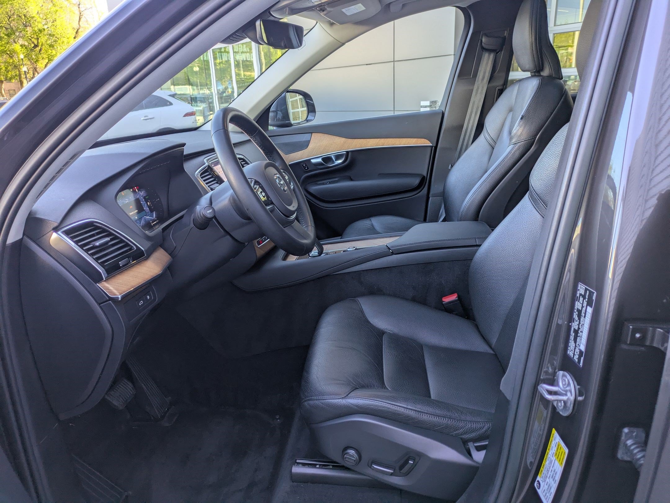 Certified Used 2023 Platinum Gray Metallic Volvo Plus image 15