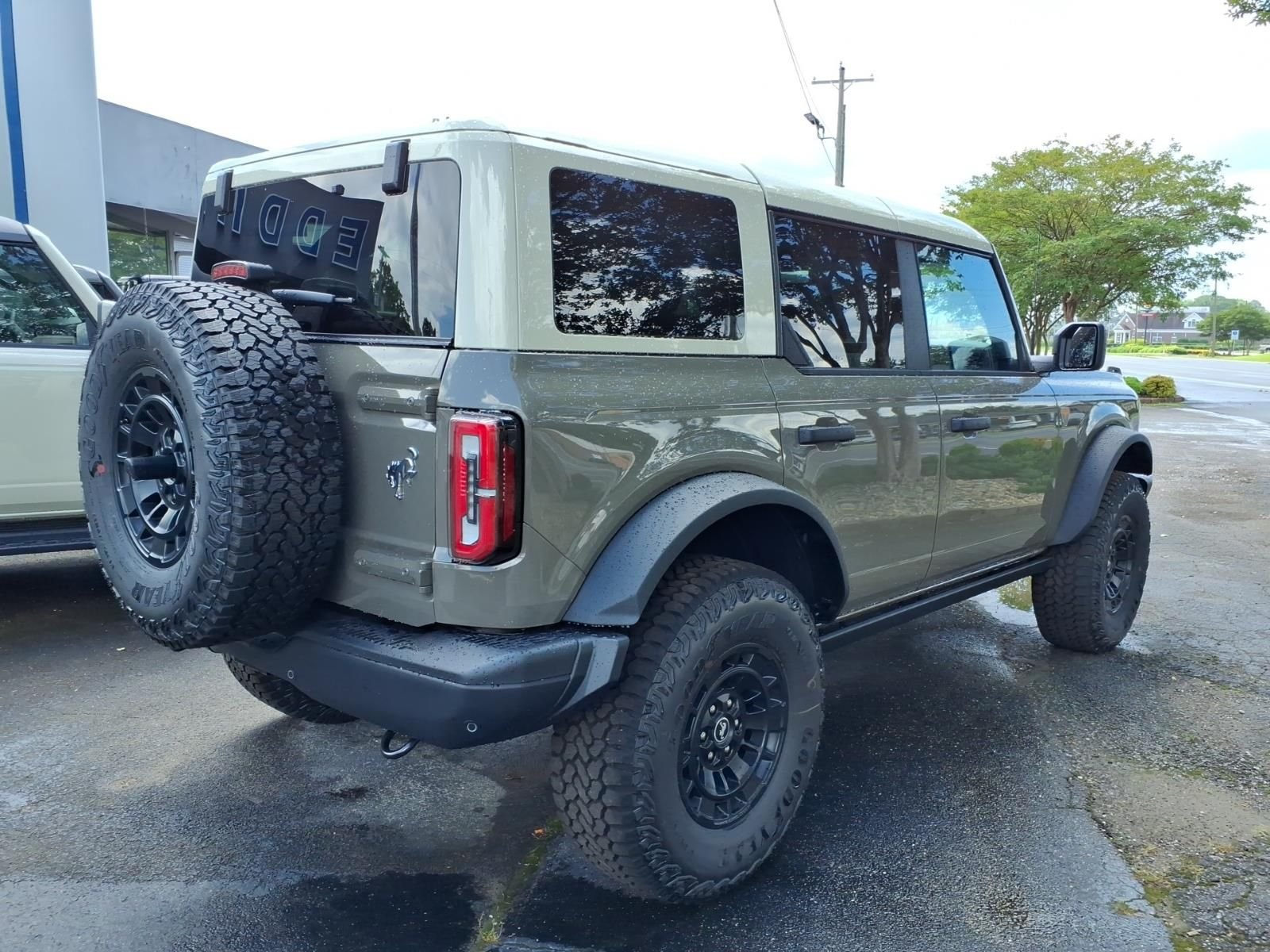 New 2026 Marsh Gray Ford Badlands® image 3