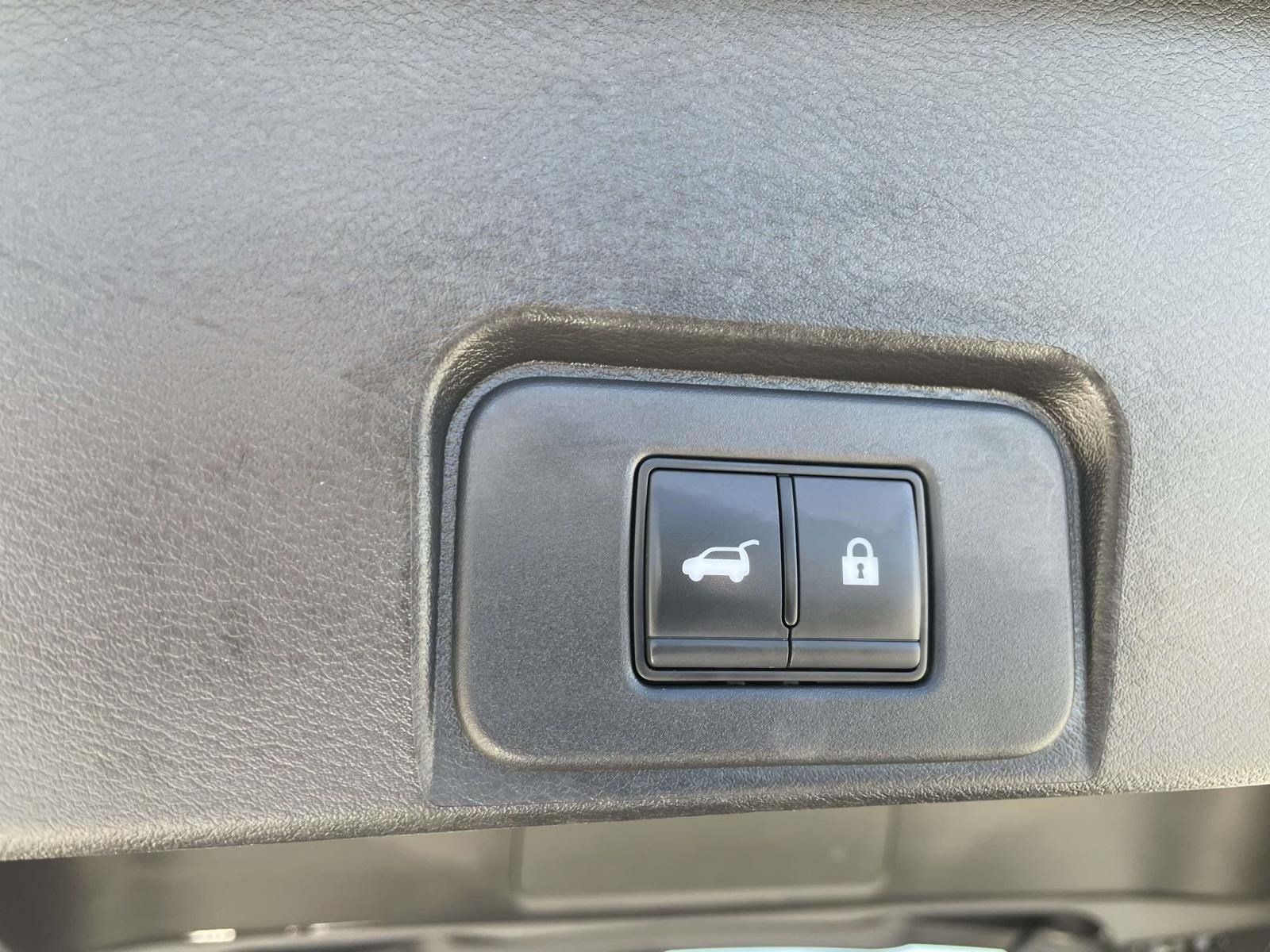 Used 2024 Super Black Nissan SV image 10