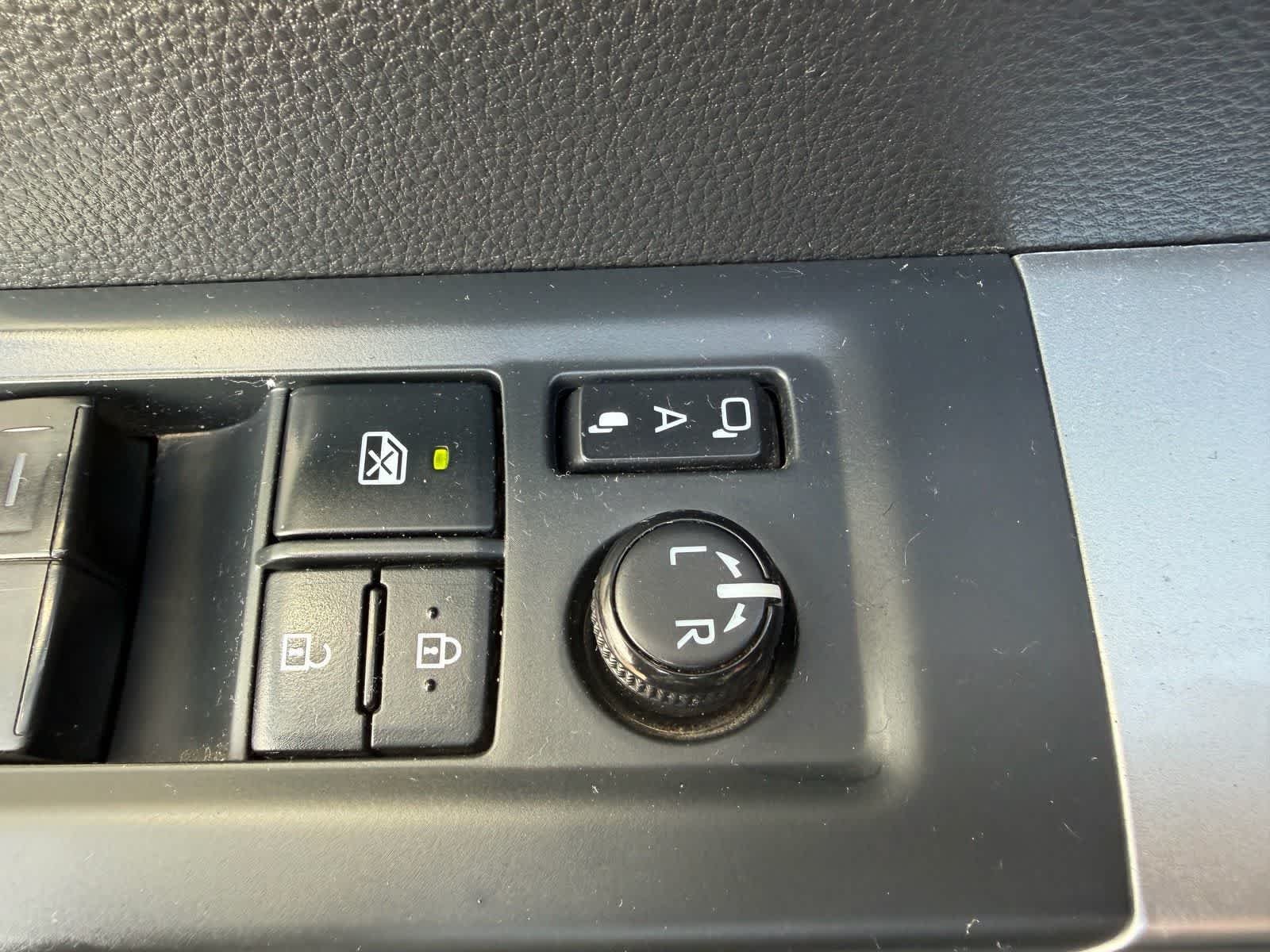 Used 2022 Magnetic Gray Metallic Toyota Platinum image 14