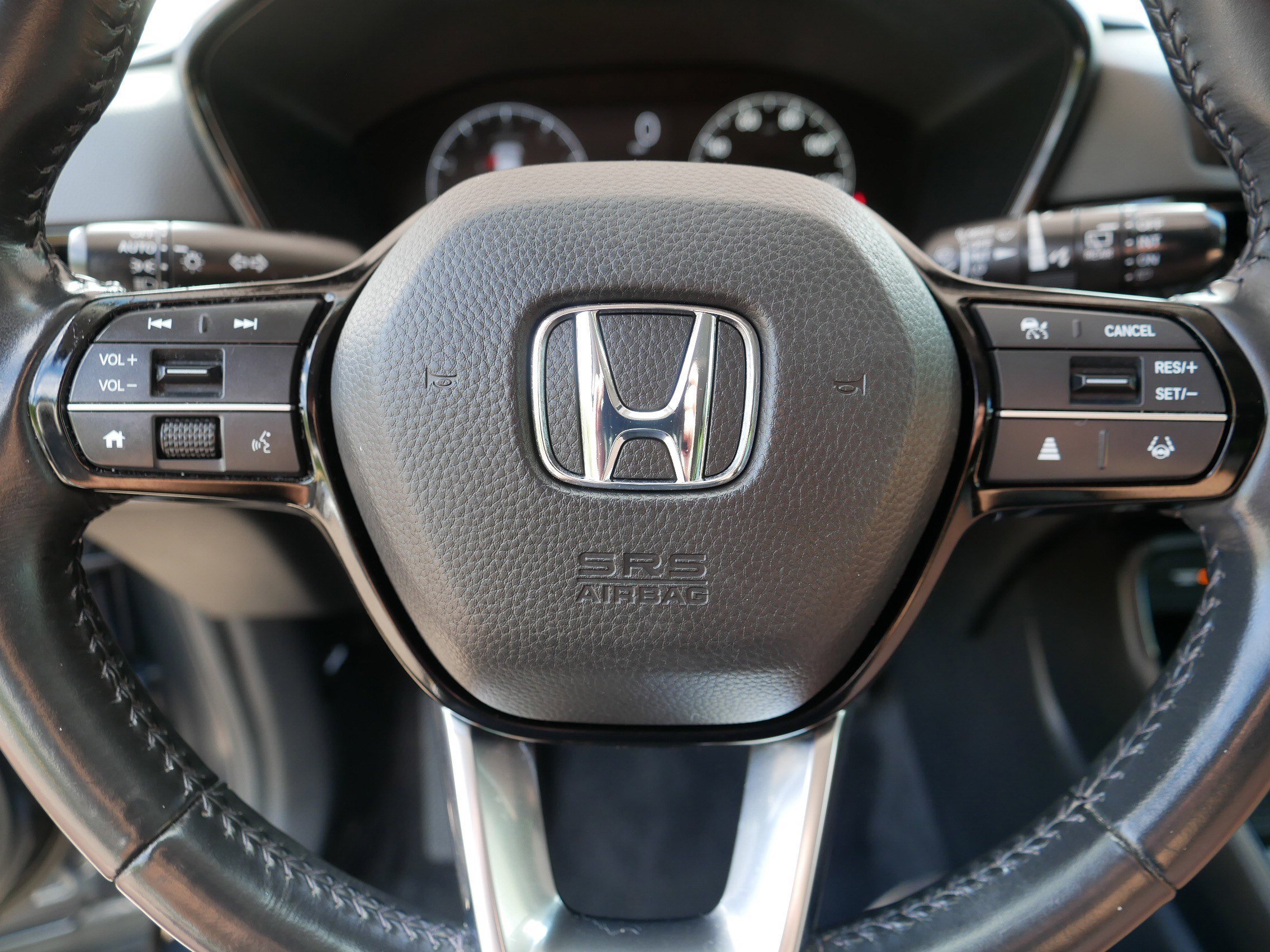 Used 2023 Meteorite Gray Metallic Honda EX-L image 25