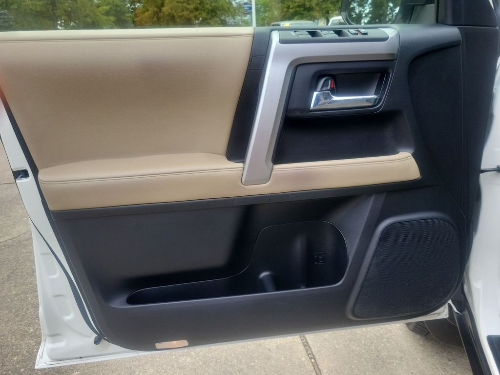 Used 2023 White Toyota SR5 image 12