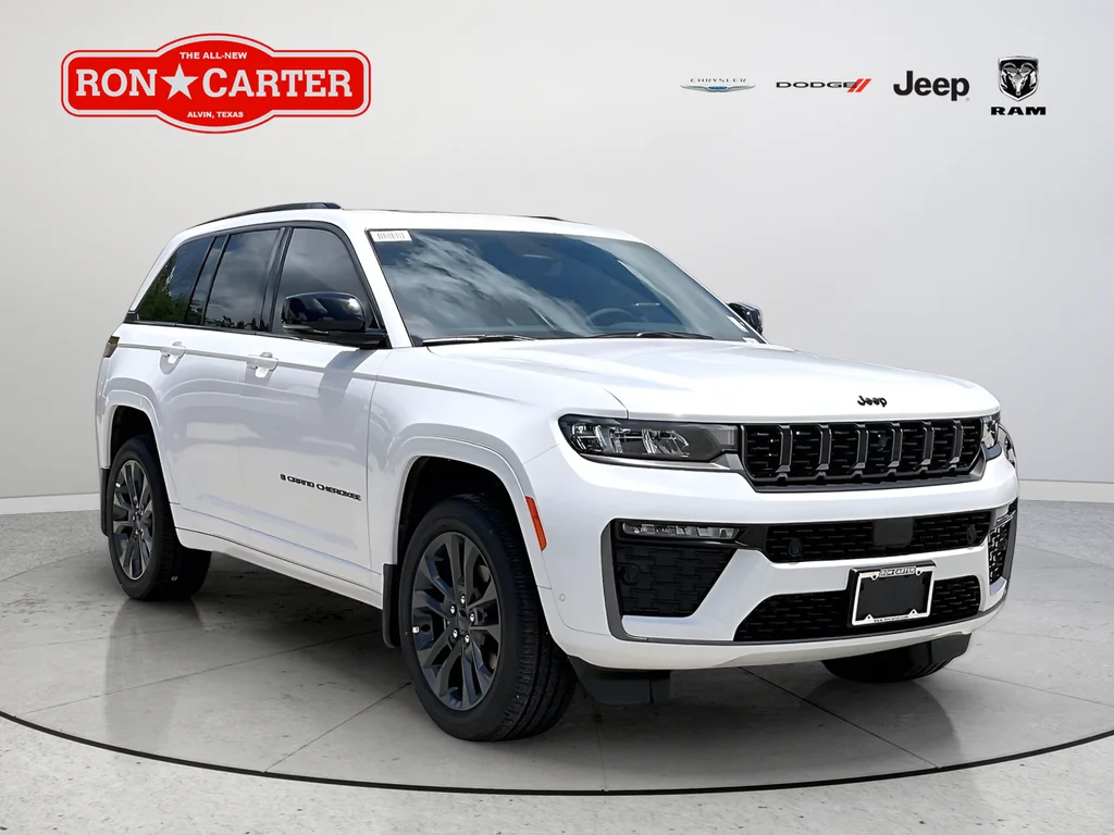 New 2026 Bright White Clear-Coat Exterior Paint Jeep Limited Reserve image 1