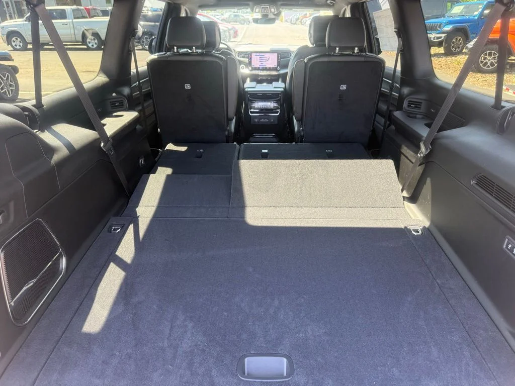 New 2026 Black Jeep  image 54