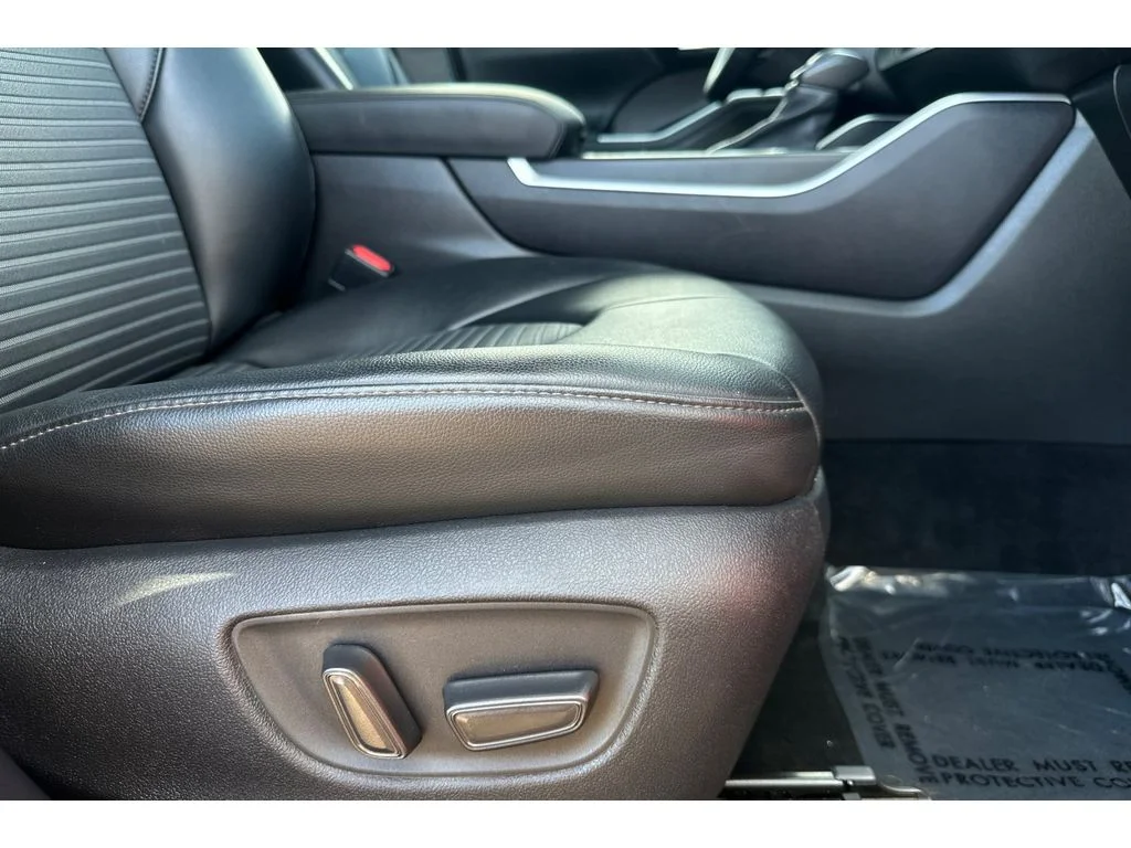 Used 2021 Ruby Flare Pearl Toyota XSE image 24