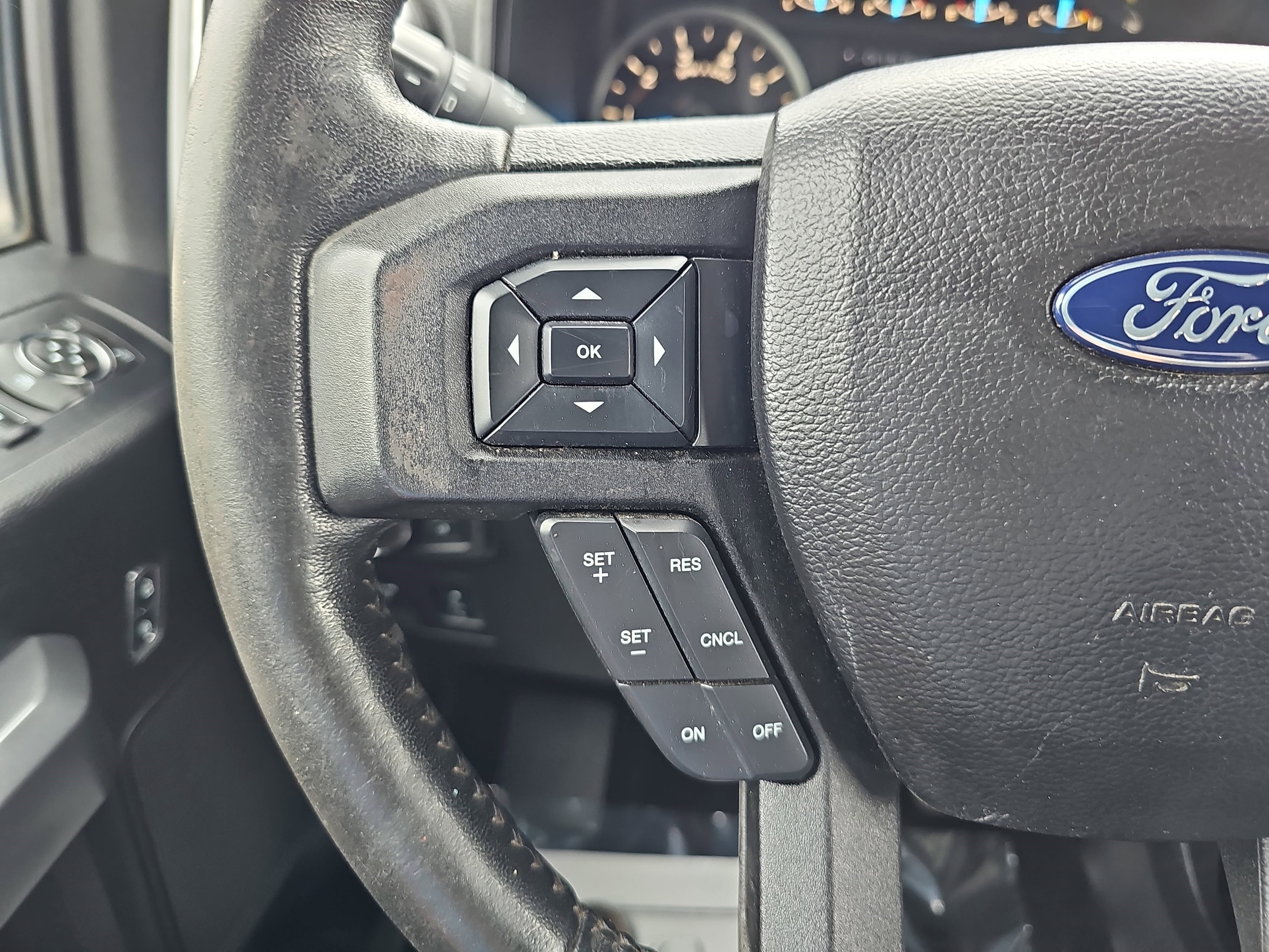 Used 2018 Oxford White Ford XLT image 18