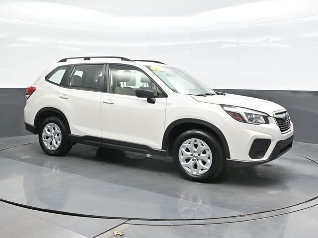 Used 2020 White Subaru Base image 3